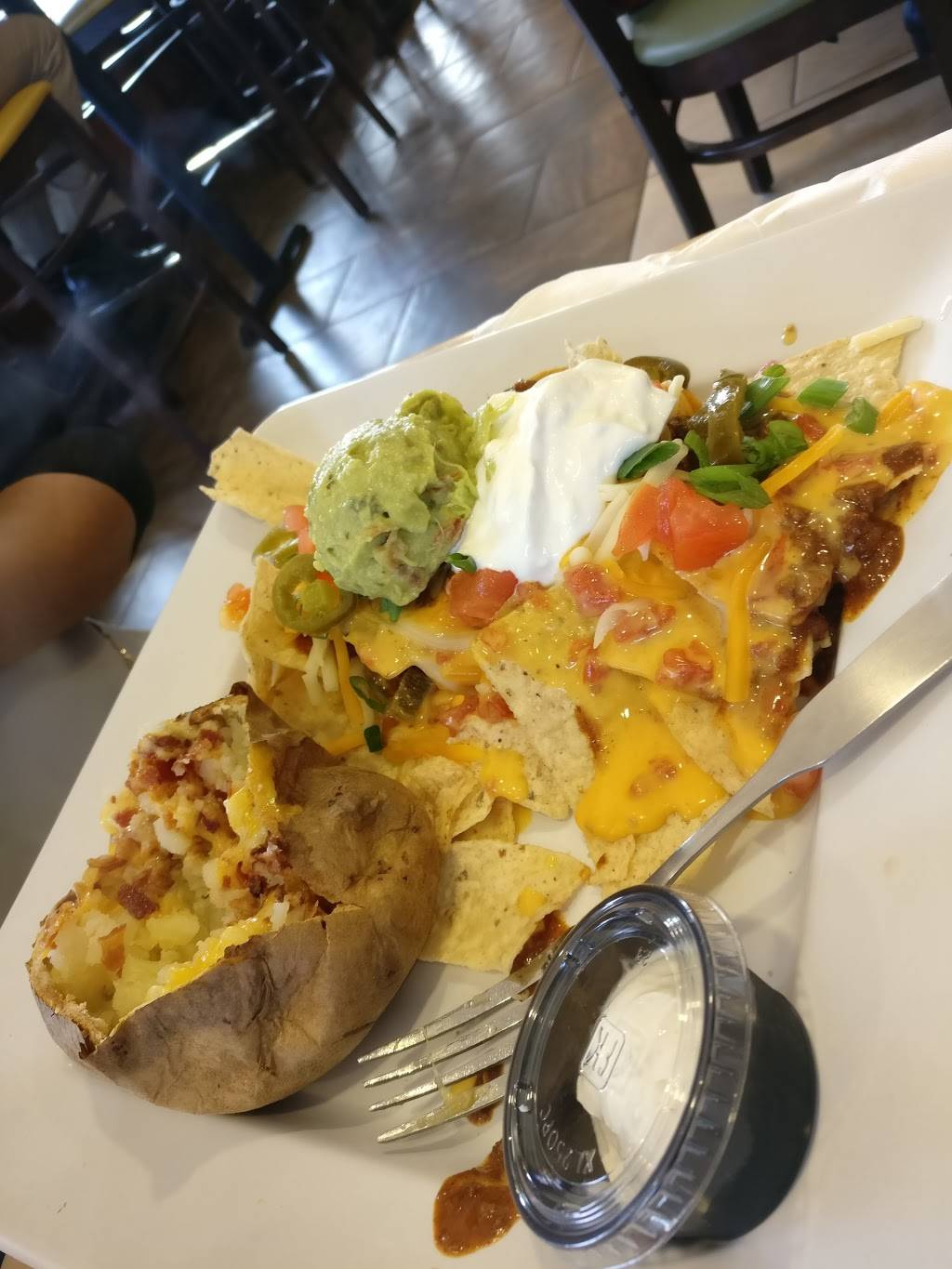 McAlisters Deli | restaurant | 1425 Market Blvd #1370, Roswell, GA 30076, USA | 7705943220 OR +1 770-594-3220