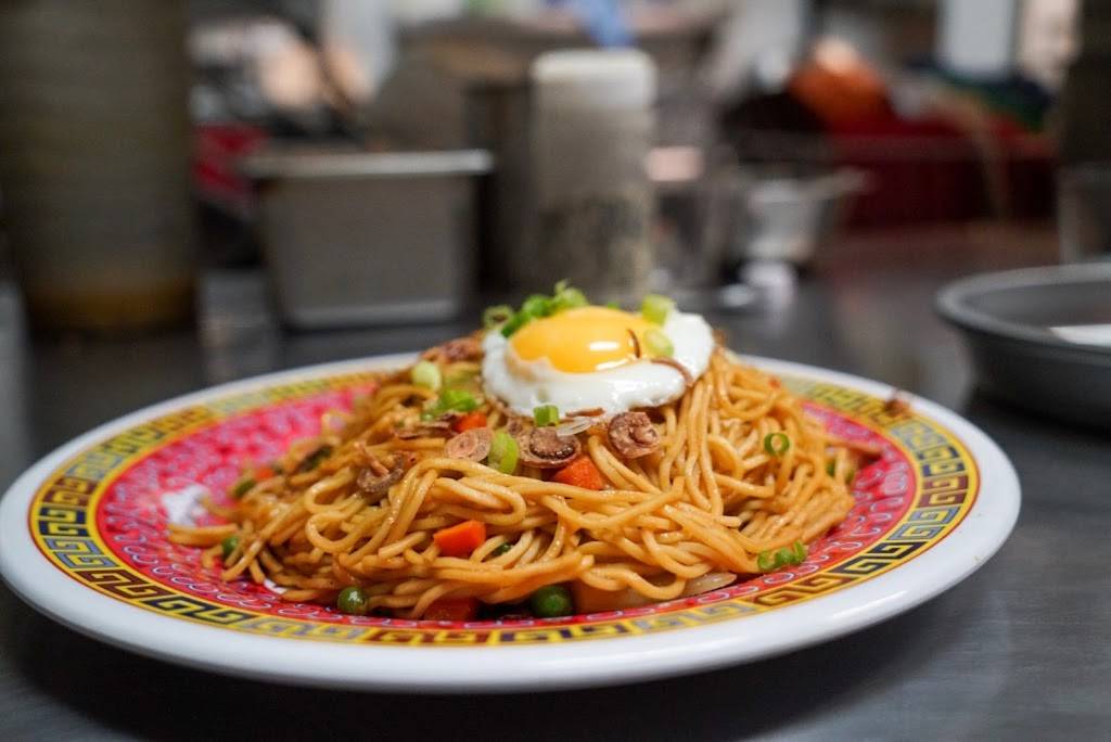 Lucky Lotus | restaurant | 2721 Ingersoll Ave, Des Moines, IA 50312, USA | 5152628488 OR +1 515-262-8488