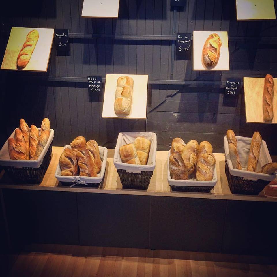 Du Pain sur la Planche | bakery | 6323 Rue Salaberry, Lac-Mégantic, QC G6B 1J2, Canada | 8195546956 OR +1 819-554-6956