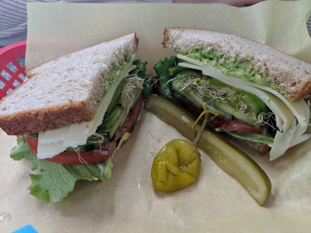 Eric’s Sandwich Shop | restaurant | 340 N Andreasen Dr, Escondido, CA 92029, USA | 7607473537 OR +1 760-747-3537