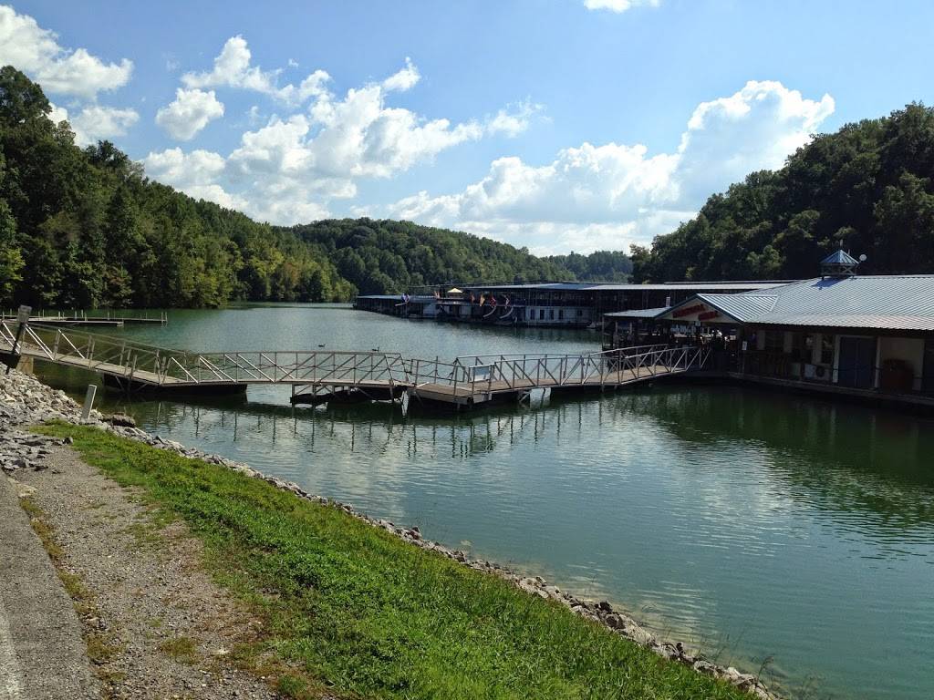 Holiday Landing Marina | restaurant | 912 Old Awalt Rd, Tullahoma, TN 37388, USA | 9314553151 OR +1 931-455-3151