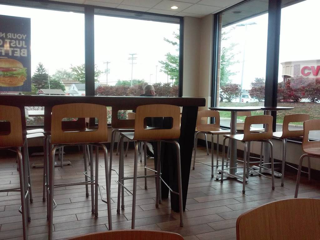 Wendys | restaurant | 360 Dingens St, Buffalo, NY 14206, USA | 7168243011 OR +1 716-824-3011