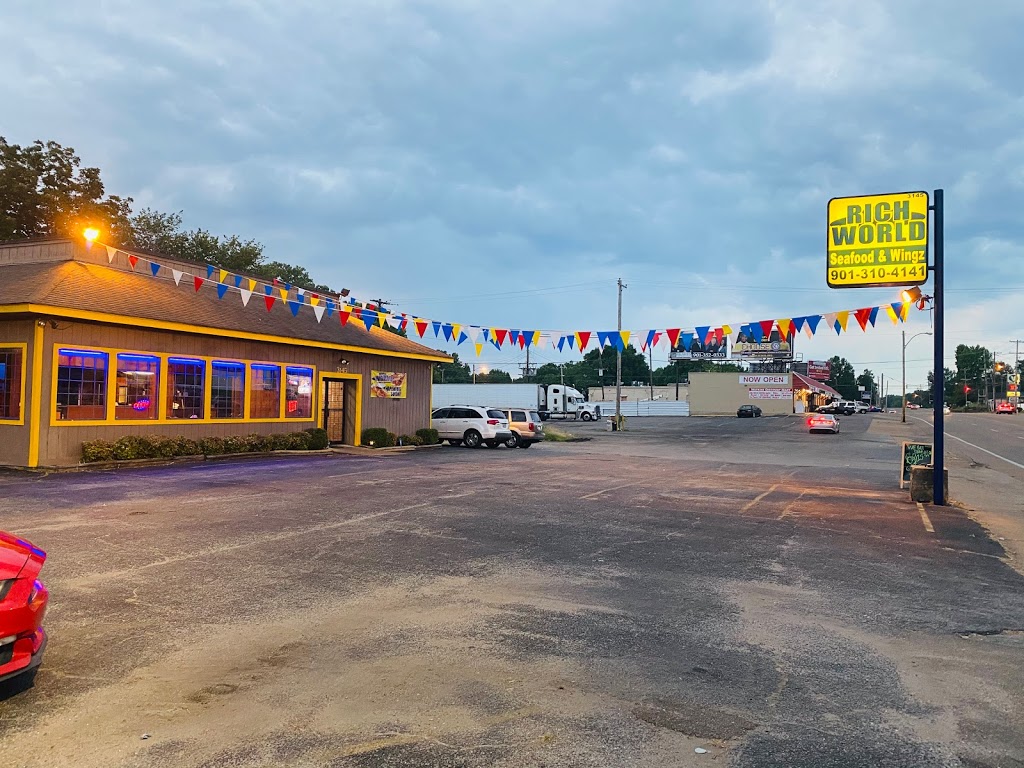 Rich World Seafood and Wingz | restaurant | 3145 N Watkins St, Memphis, TN 38127, USA | 9013104141 OR +1 901-310-4141