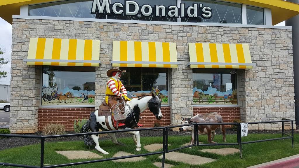 McDonalds | cafe | 2407 S Main St, Weatherford, TX 76086, USA | 8175946215 OR +1 817-594-6215