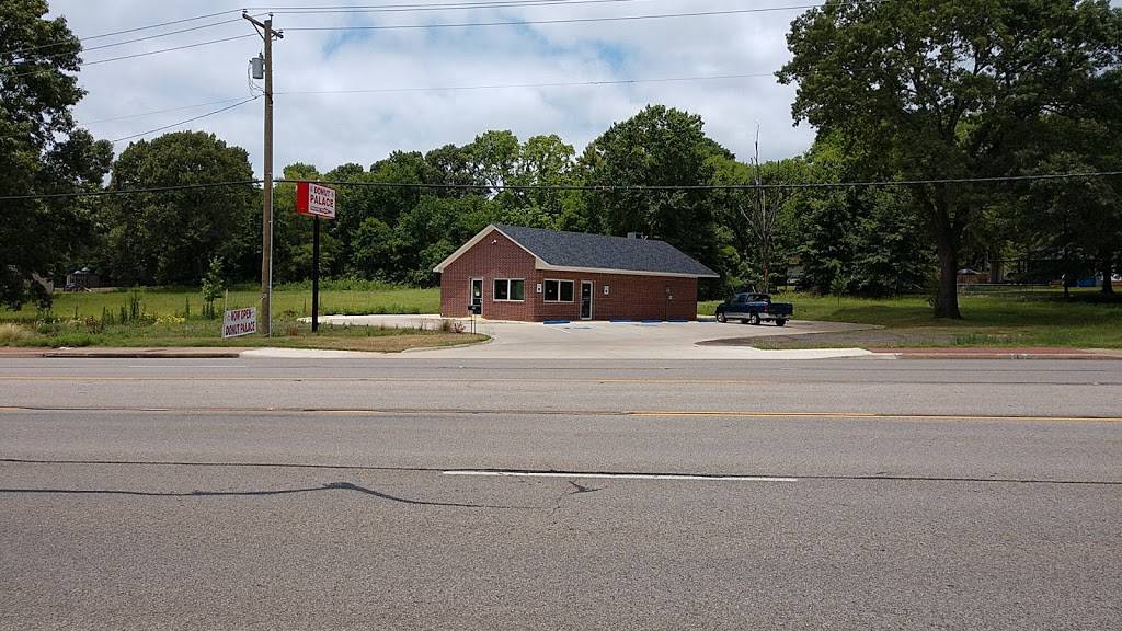 Donut Palace on old Jacksonville | restaurant | 3357 Old Jacksonville Hwy, Tyler, TX 75701, USA | 9036306595 OR +1 903-630-6595