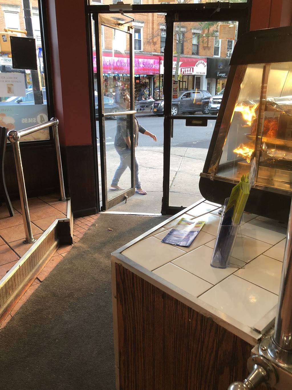 Chiquitas | restaurant | 60-59 Myrtle Ave, Ridgewood, NY 11385, USA | 7183860500 OR +1 718-386-0500