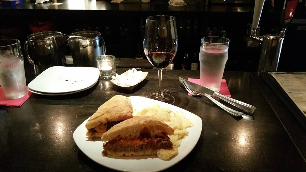 Screwtop Wine Bar | restaurant | 1025 N Fillmore St, Arlington, VA 22201, USA | 7038880845 OR +1 703-888-0845