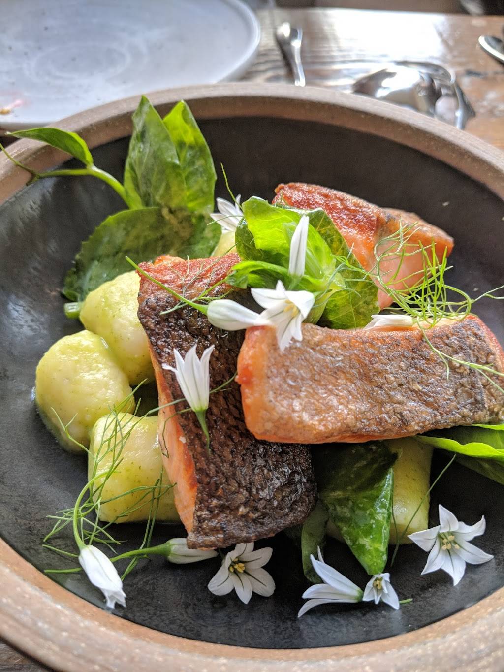 Octavia | restaurant | 1701 Octavia St, San Francisco, CA 94109, USA | 4154087507 OR +1 415-408-7507