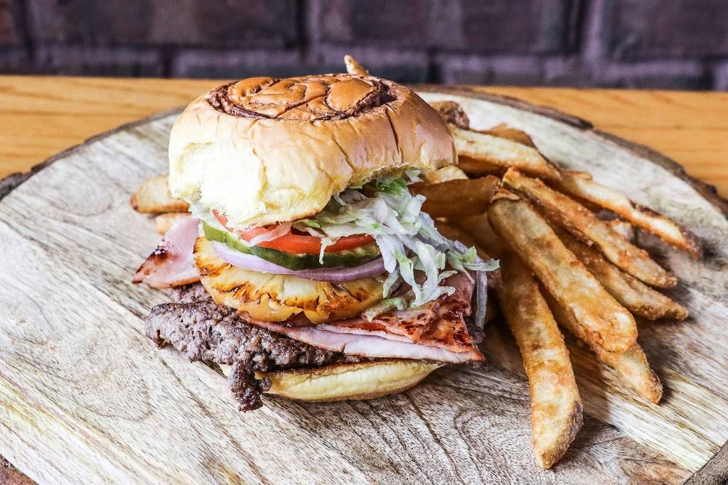 Roots Burger Bar | restaurant | 1700 W University Ave, Muncie, IN 47303, USA | 7652166026 OR +1 765-216-6026