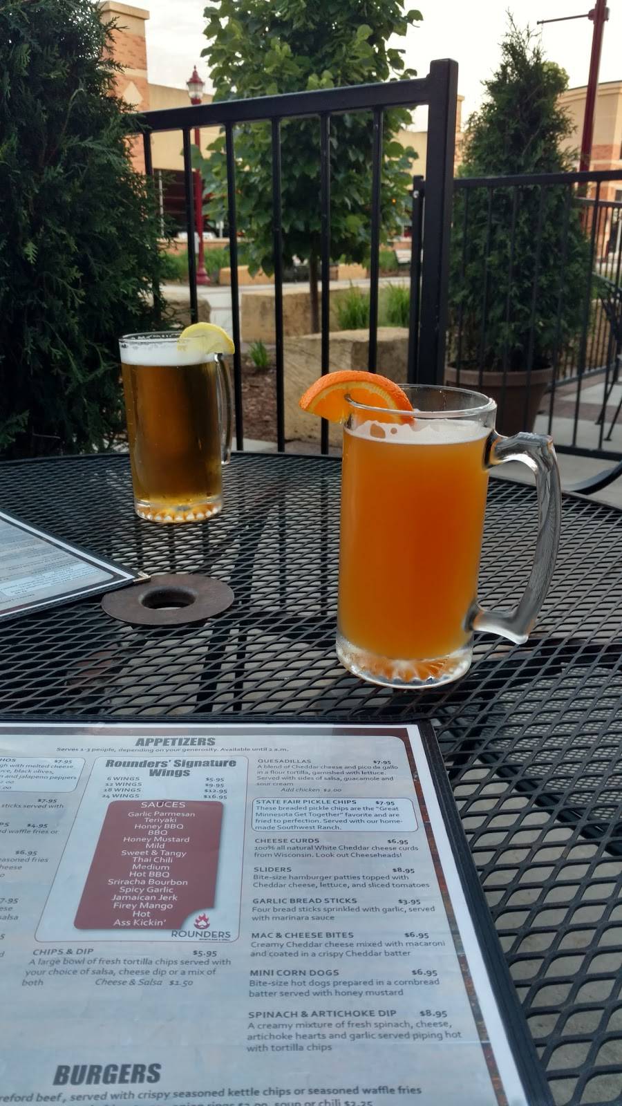 Rounders Sports Bar & Grill | restaurant | 414 S Front St, Mankato, MN 56001, USA | 5073887767 OR +1 507-388-7767