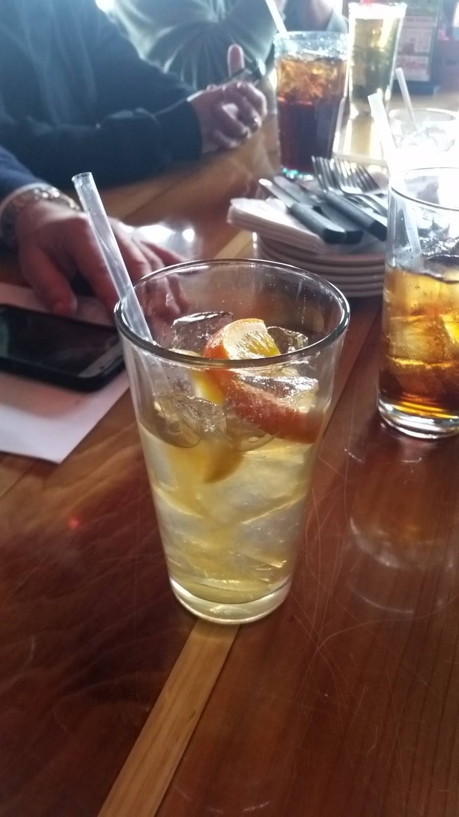 Roosters | restaurant | 1414 N 21st St, Newark, OH 43055, USA | 7403668722 OR +1 740-366-8722