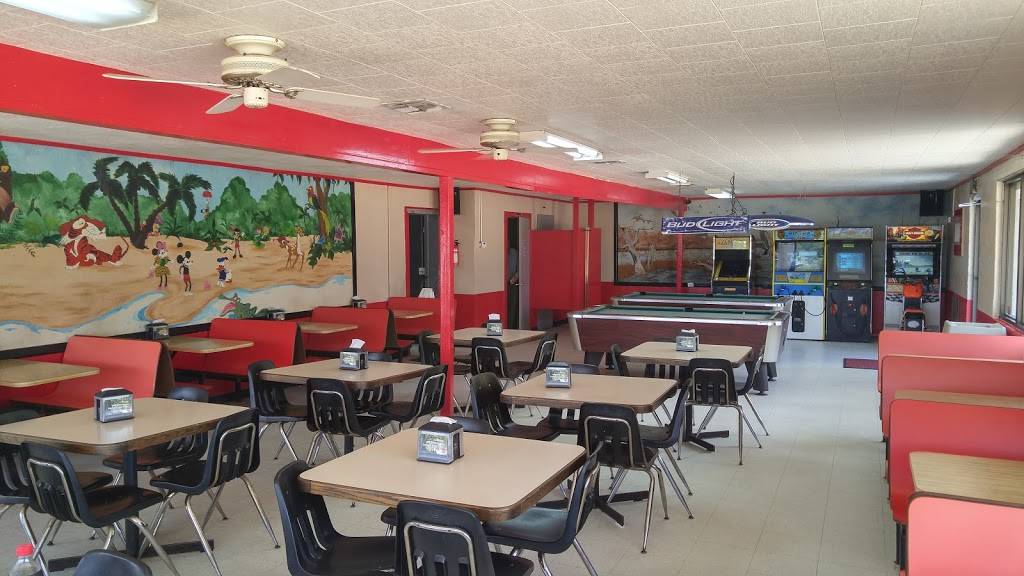 Daniels Fast Food | restaurant | 129 Bourg Larose Hwy, Bourg, LA 70343, USA | 9855947670 OR +1 985-594-7670