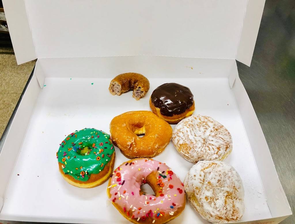 Dunkin | cafe | 4109 Mountain Rd, Pasadena, MD 21122, USA | 4102552000 OR +1 410-255-2000