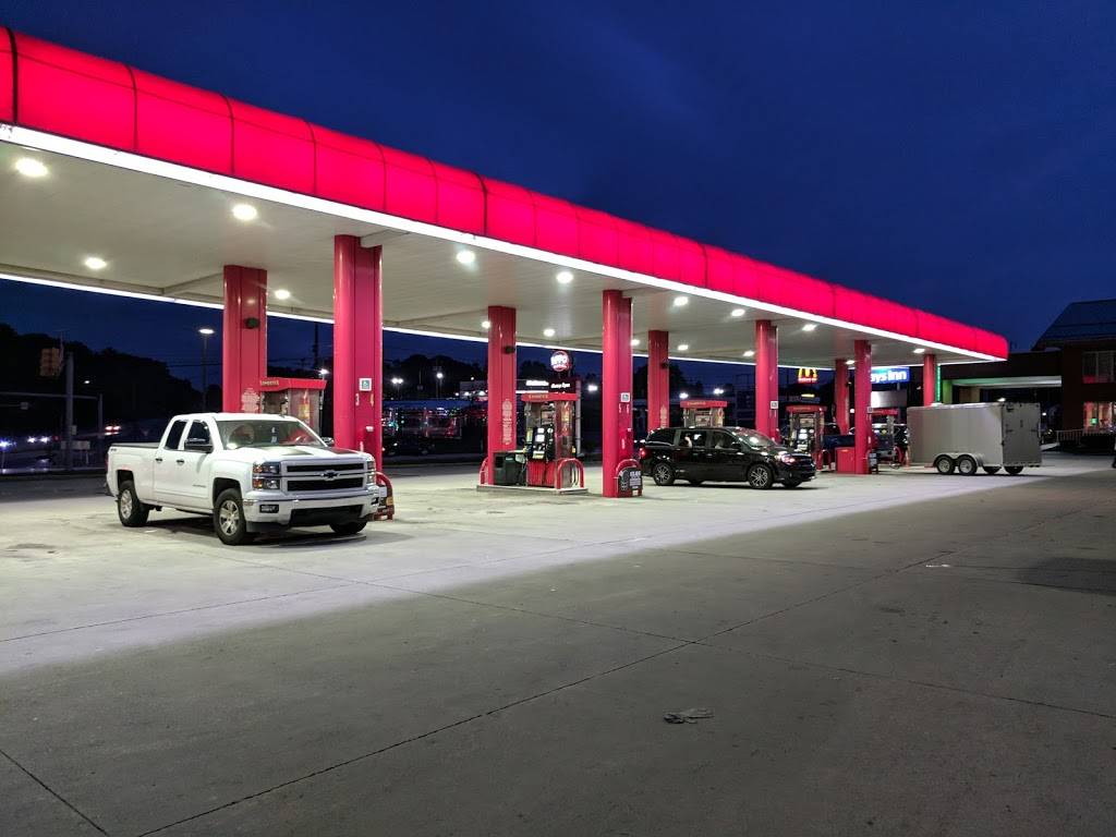 Sheetz #225 | cafe | 16417 Lincoln Hwy, Breezewood, PA 15533, USA | 8147352100 OR +1 814-735-2100