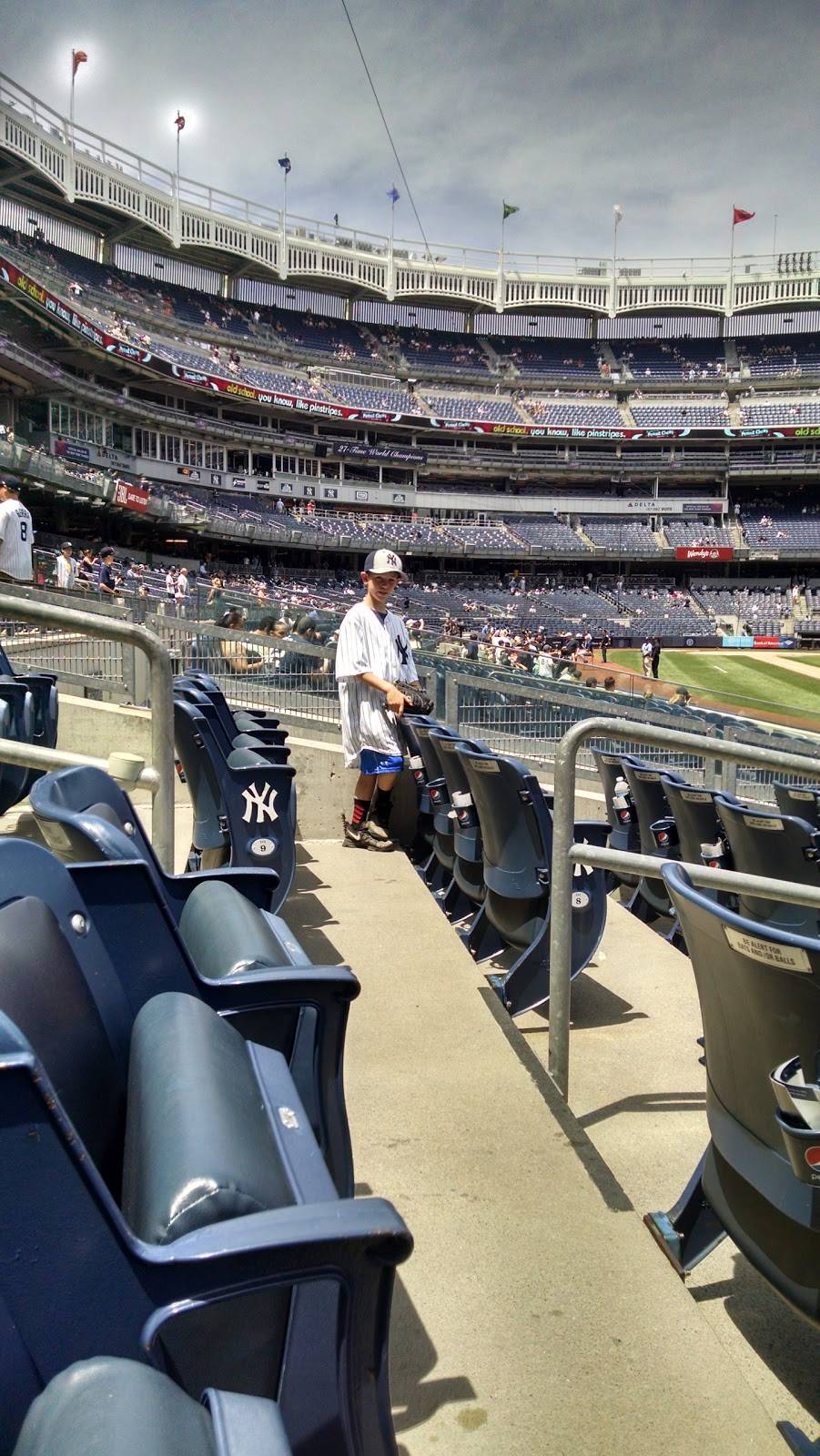 Johnny Rockets | restaurant | One E 161 St, The Bronx, NY 10451, USA | 7182934300 OR +1 718-293-4300