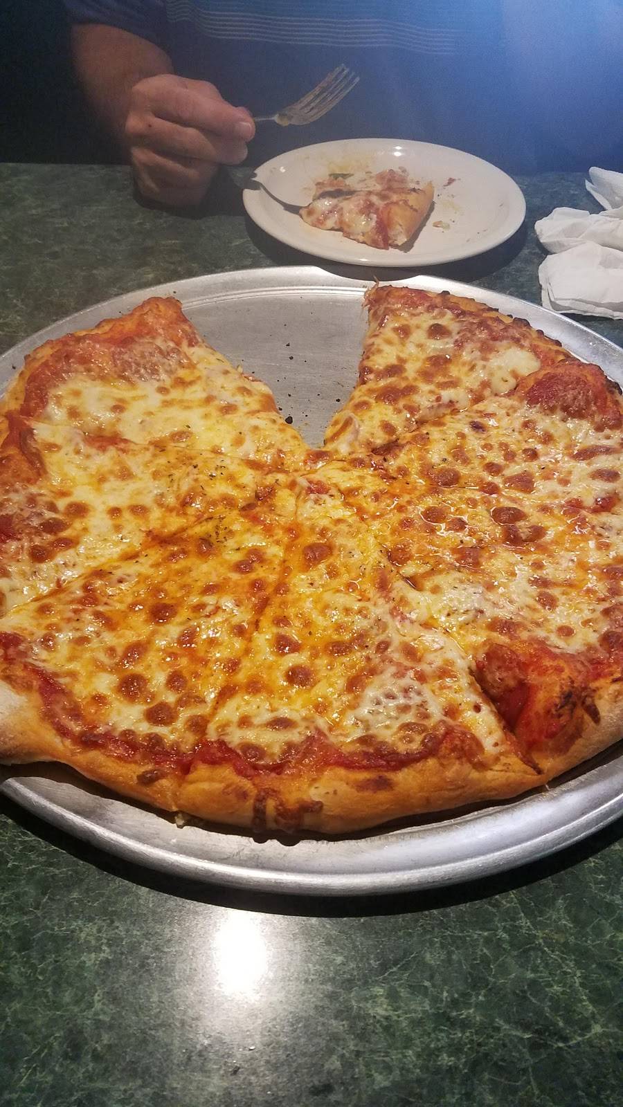 Talaynas World Class Pizza | meal delivery | 340 N Main St, St Charles, MO 63301, USA | 6368969447 OR +1 636-896-9447