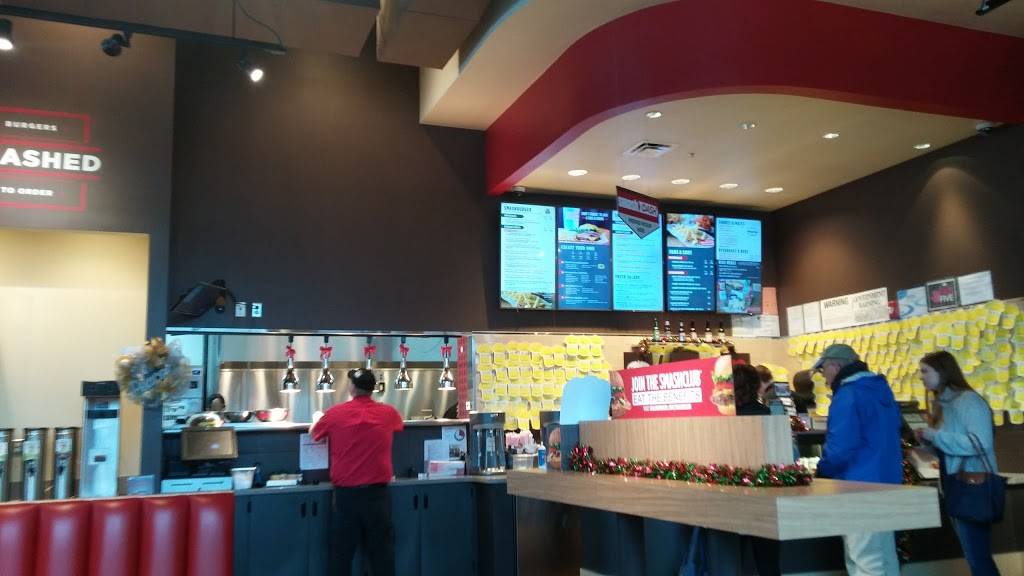 Smashburger | restaurant | 46 Marion Ave, Saratoga Springs, NY 12866, USA | 5188711801 OR +1 518-871-1801