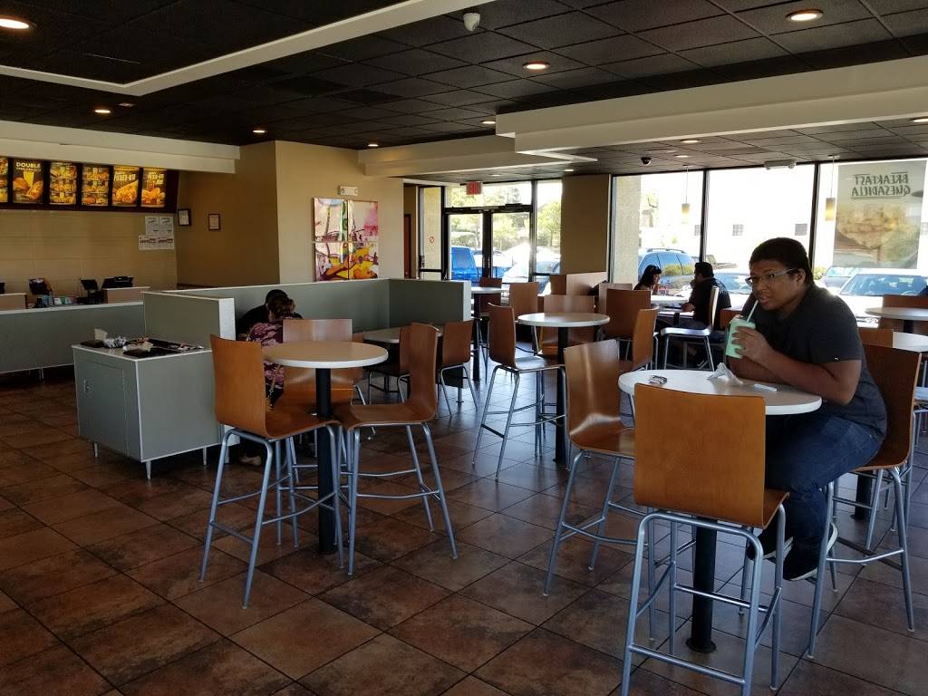 Taco Bell | meal takeaway | 2025 N Buffalo Dr, Las Vegas, NV 89128, USA | 7022437820 OR +1 702-243-7820