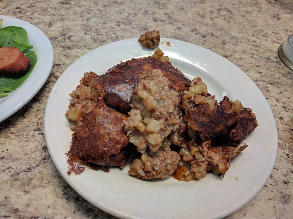 Dedham Diner | restaurant | 247 Bussey St, Dedham, MA 02026, USA | 7813293600 OR +1 781-329-3600