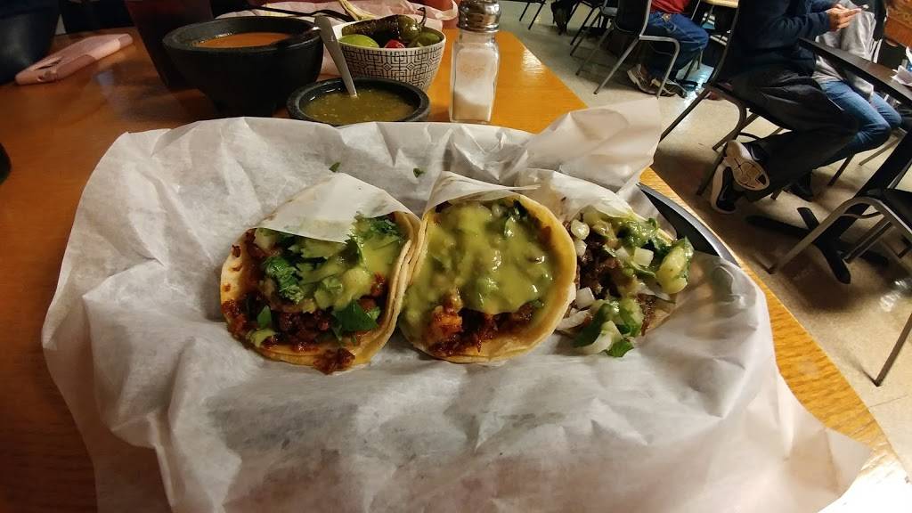 Taqueria Tijuana | restaurant | 5139 S 24th St, Omaha, NE 68107, USA | 4027311281 OR +1 402-731-1281