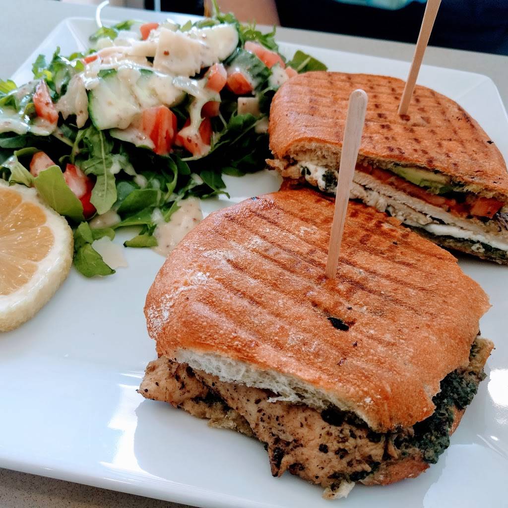 Uncle Afs | restaurant | 5905 Kanan Rd, Agoura Hills, CA 91301, USA | 8185843556 OR +1 818-584-3556