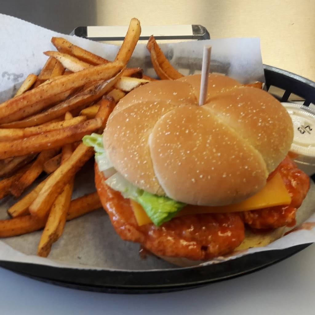 The Manhattan Firehouse Grill, Inc | restaurant | 195 S State St, Manhattan, IL 60442, USA | 8154780351 OR +1 815-478-0351