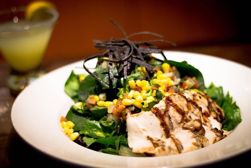 Brass Rail Sports Bar, Restaurant & Pool Hall | meal takeaway | 4940 NE 81st St, Kansas City, MO 64119, USA | 8164686100 OR +1 816-468-6100