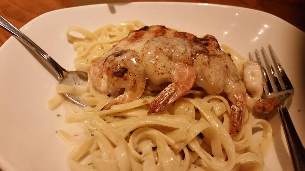 Outback Steakhouse | restaurant | 2124 Merrick Ave, Merrick, NY 11566, USA | 5163777761 OR +1 516-377-7761