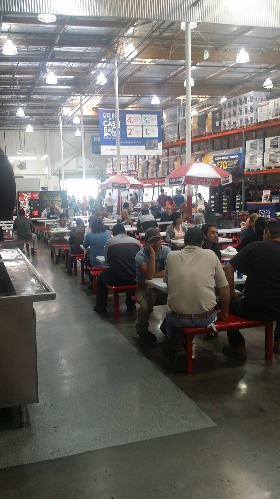 Costco Food Court | meal takeaway | 8810 Tampa Ave, Northridge, CA 91324, USA | 8187752997 OR +1 818-775-2997
