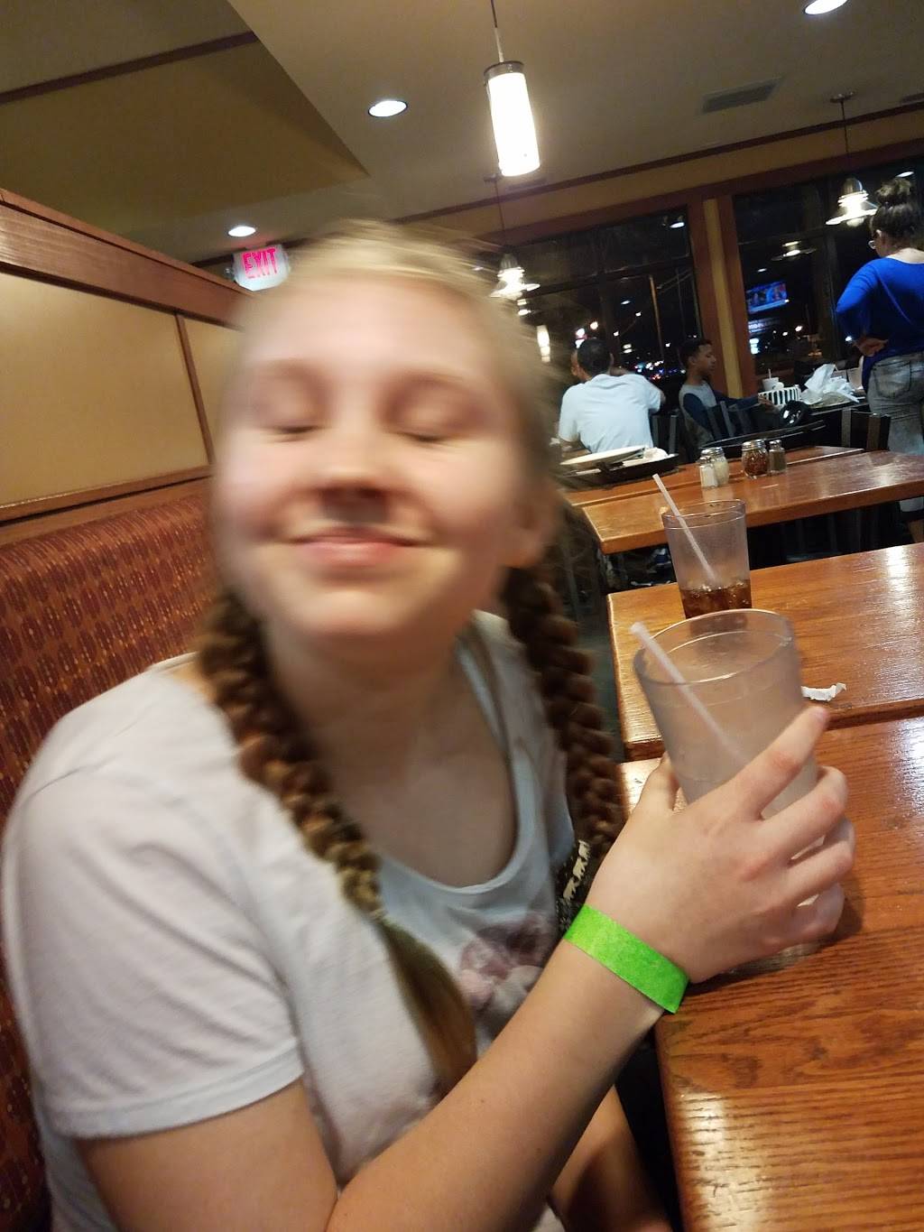 Wing Street | meal takeaway | 883 E Semoran Blvd, Apopka, FL 32703, USA | 4078861729 OR +1 407-886-1729