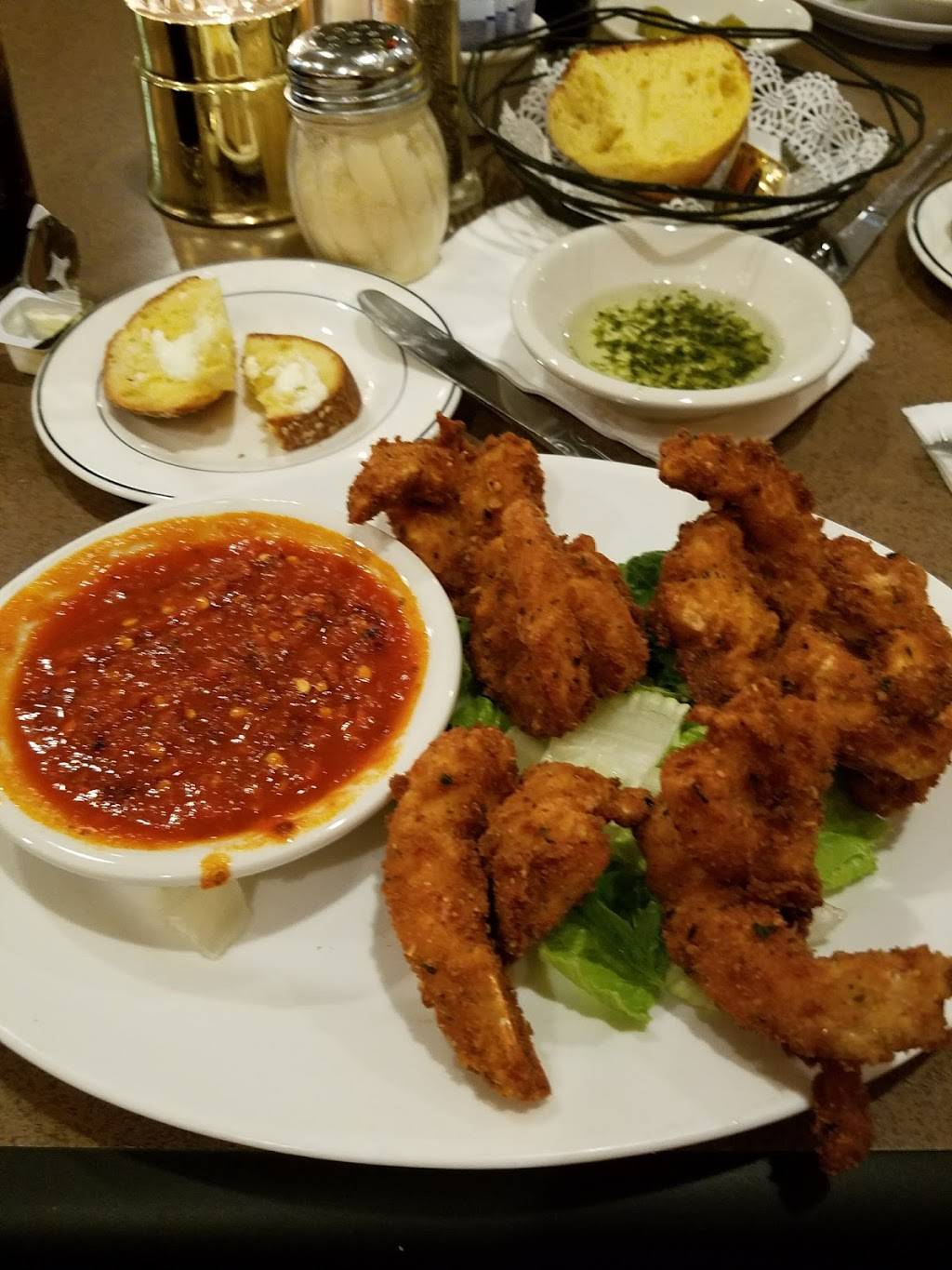 Capones Gourmet Pizza & Pasta | restaurant | 7630, 17 Washington St, Toms River, NJ 08753, USA | 7324731777 OR +1 732-473-1777