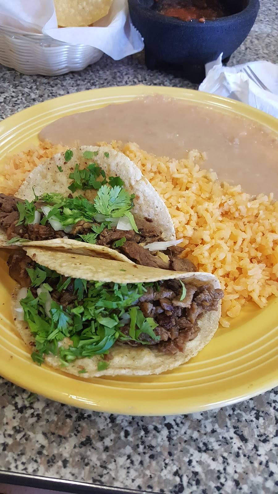 La Perla | restaurant | 821 E Andrew Johnson Hwy, Greeneville, TN 37745, USA | 4236384943 OR +1 423-638-4943