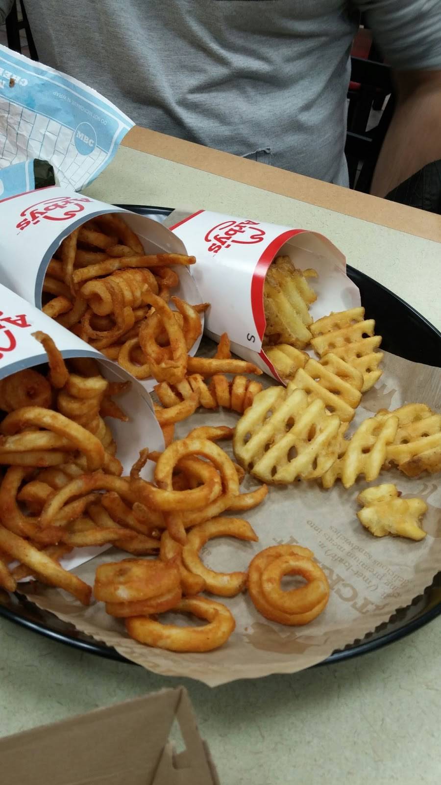 Arbys | restaurant | 7221 W 21st St, Wichita, KS 67205, USA | 3167734662 OR +1 316-773-4662