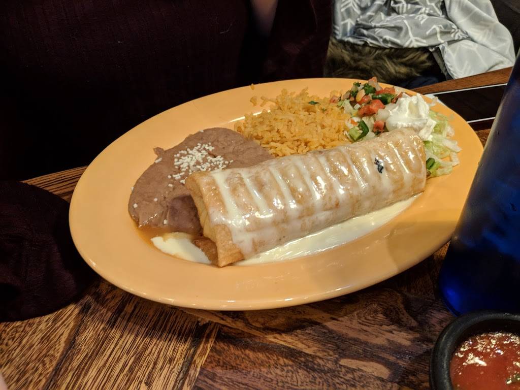 Quesos Mexican Bar & Grill | restaurant | 14741 Hazel Dell Crossing #100, Noblesville, IN 46062, USA | 3177982191 OR +1 317-798-2191