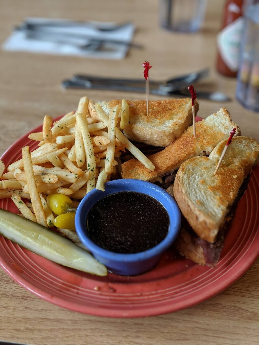 Hunnys Cafe & Pizzaria | restaurant | 9022 Pulsar Ct a, Corona, CA 92883, USA | 9512775811 OR +1 951-277-5811