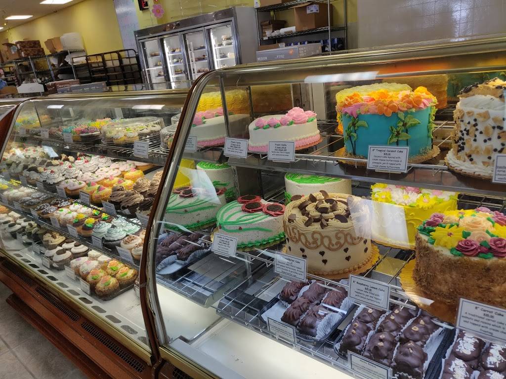 Moreno Bakery | bakery | 737 W Brandon Blvd, Brandon, FL 33511, USA | 8136890320 OR +1 813-689-0320