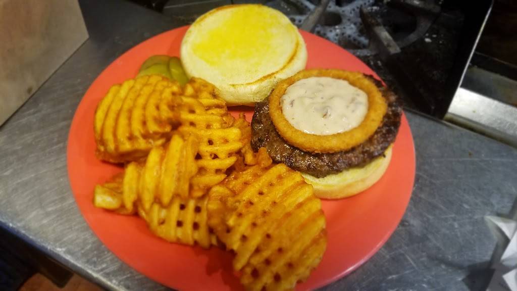 Sidekicks Bar & Grill | restaurant | 930 Main Ave, De Pere, WI 54115, USA | 9203369556 OR +1 920-336-9556