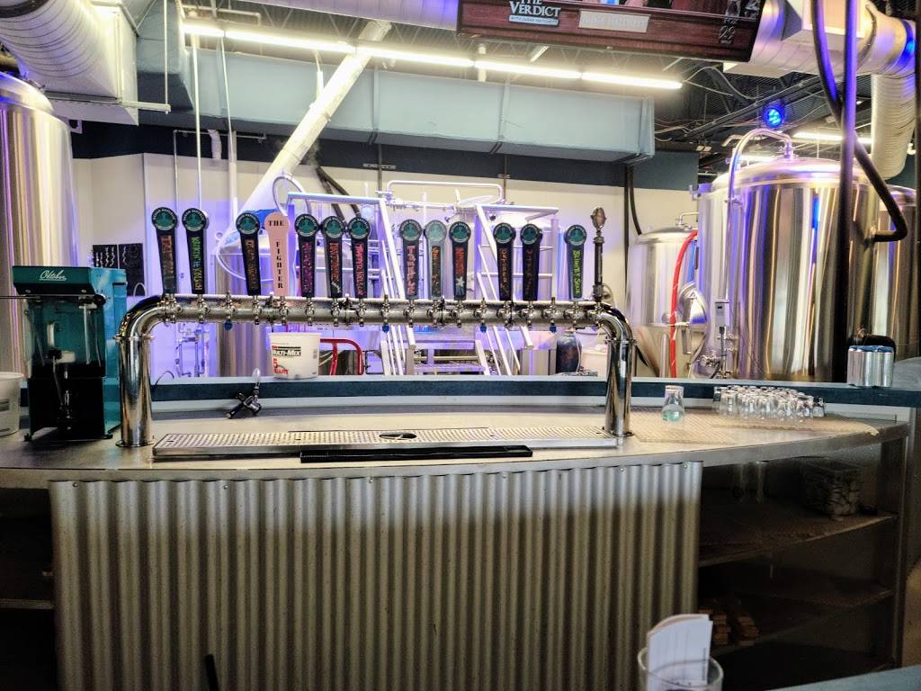 Ocean Republic Brewing | restaurant | 1630 SE Federal Hwy, Stuart, FL 34994, USA | 7726005596 OR +1 772-600-5596