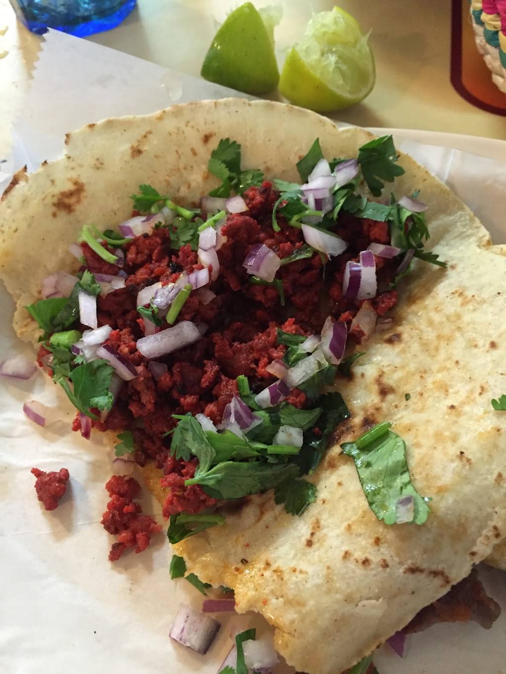 Don Lucho Restaurant | restaurant | 565 W Lincoln Ave, Milwaukee, WI 53207, USA | 4146431744 OR +1 414-643-1744