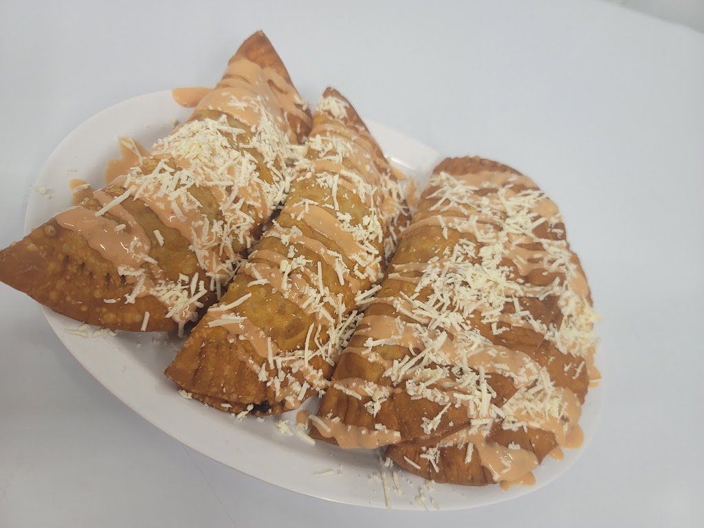 KIKIRIKI CHICKEN | restaurant | 1210 ONeal Ln, Baton Rouge, LA 70816, USA | 2254445669 OR +1 225-444-5669