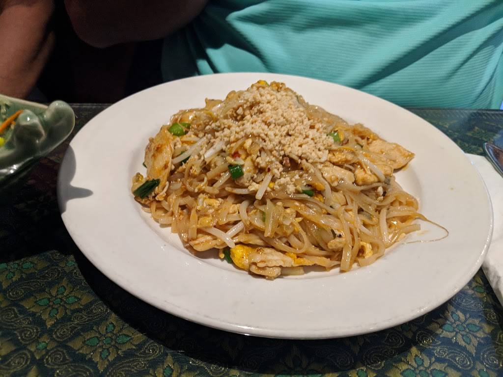 Isan Thai Restaurant | restaurant | 5758 S Tamiami Trail, Sarasota, FL 34231, USA | 9419231232 OR +1 941-923-1232