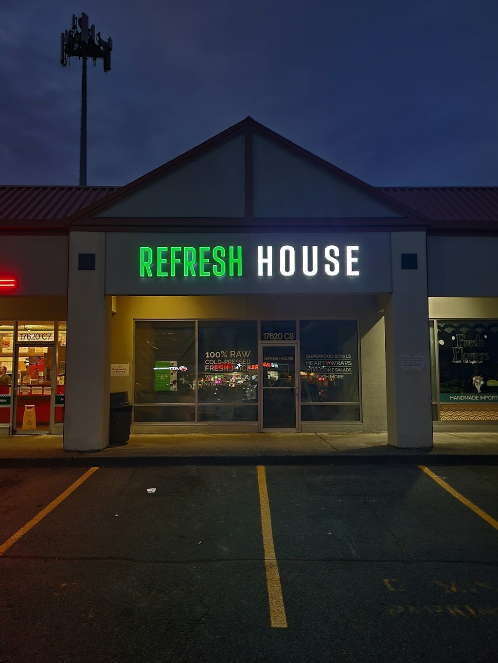 Refresh House Juice Bar - Renton | restaurant | 17620 140th Ave SE Suite C-8, Renton, WA 98058, USA | 4252645037 OR +1 425-264-5037