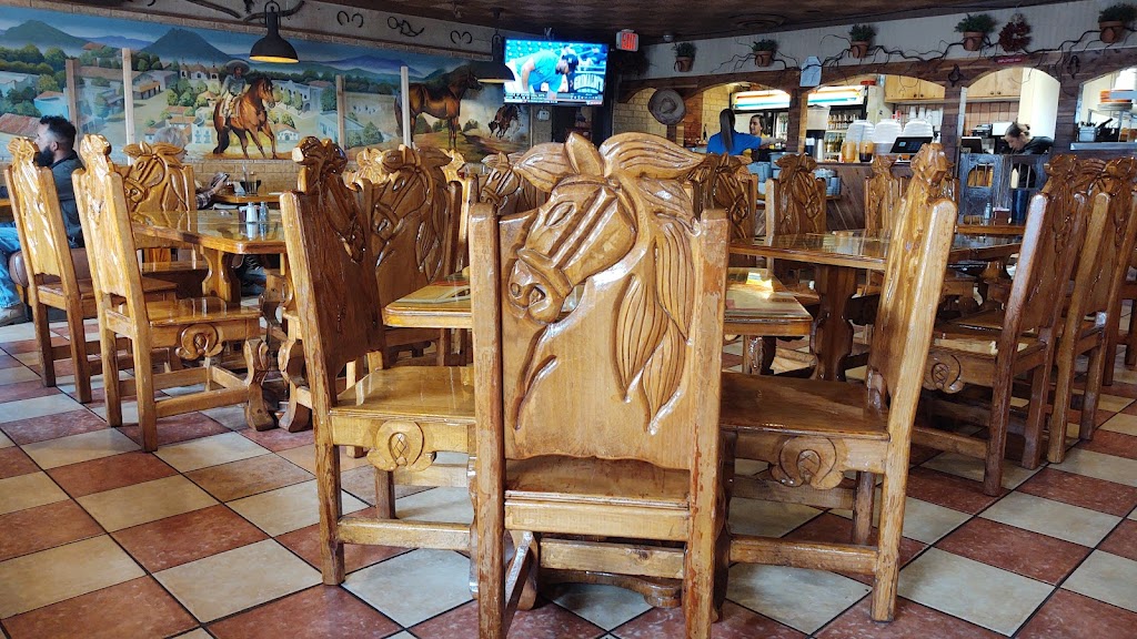 Los Potrillos | restaurant | 1947 Cerrillos Rd, Santa Fe, NM 87505, USA | 5059920550 OR +1 505-992-0550