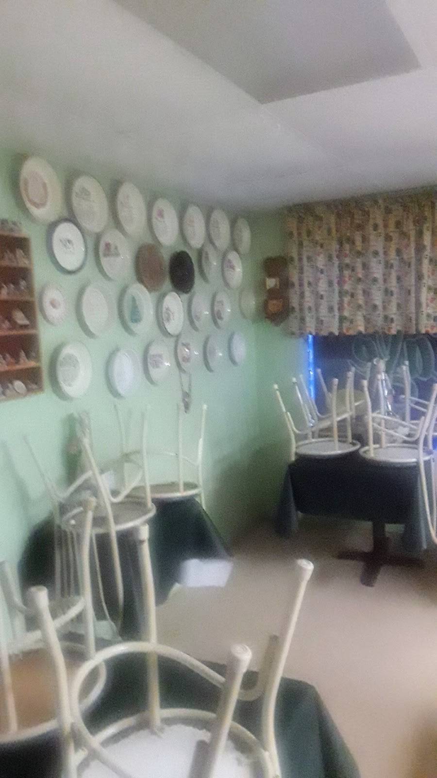 Aint Just Pie Too | restaurant | 108 E Main St, Quinlan, TX 75474, USA | 9033562233 OR +1 903-356-2233