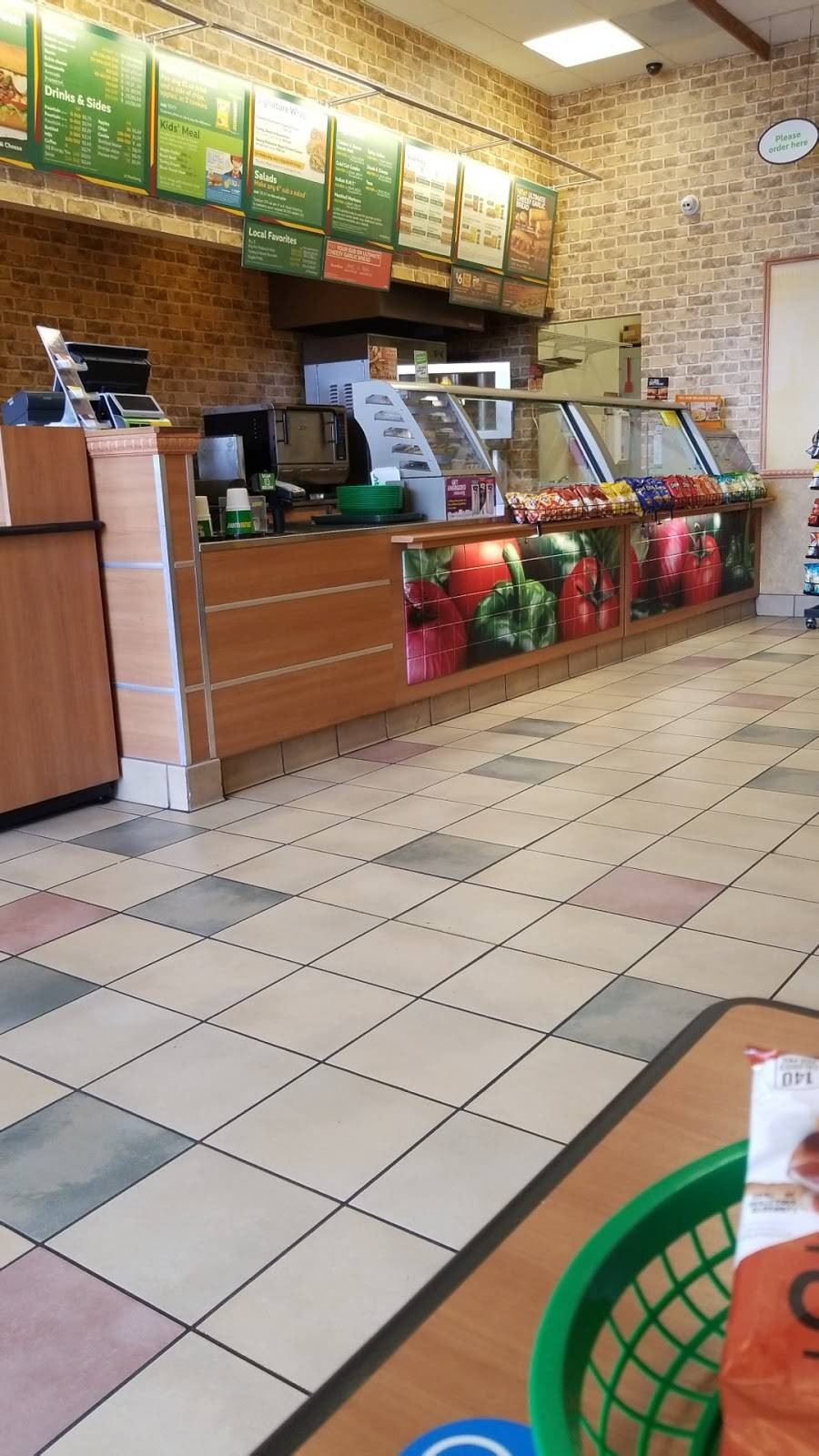 Subway | restaurant | 835 Twelve Bridges Drive Suite 90 Lincoln Village, Lincoln, CA 95648, USA | 9162093603 OR +1 916-209-3603