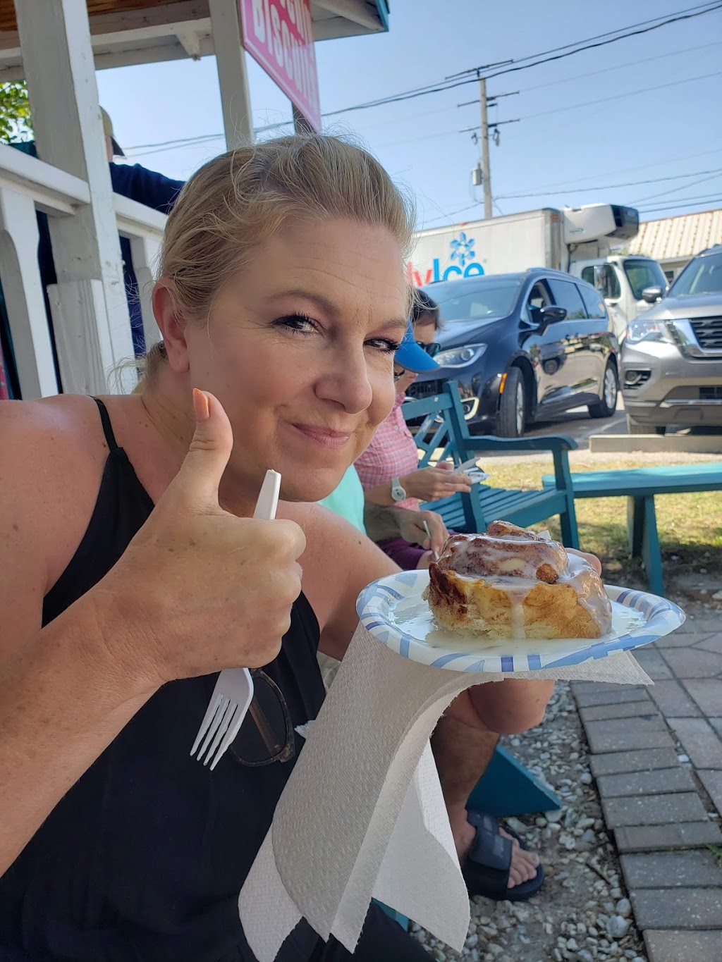 Heavenly Biscuits | restaurant | 110 Mango St, Fort Myers Beach, FL 33931, USA | 2394637600 OR +1 239-463-7600