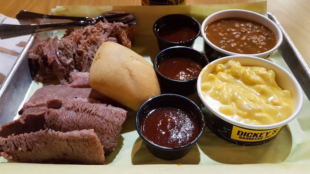 Dickeys Barbecue Pit | restaurant | 5597 S Rainbow Blvd Ste 110, Las Vegas, NV 89118, USA | 7027764200 OR +1 702-776-4200