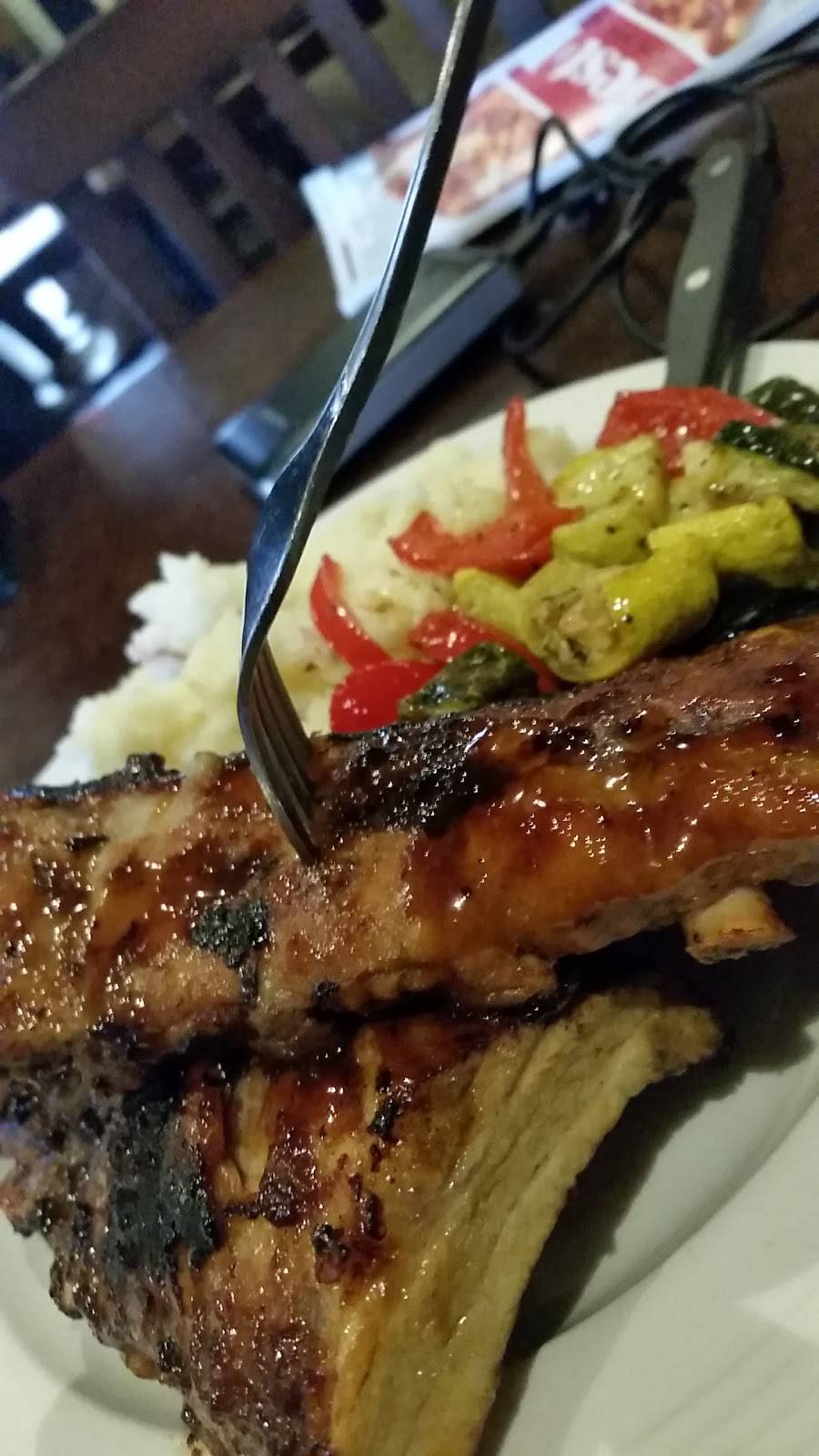 The Colonial Grille | restaurant | 625 Betty Spring Rd, Gardner, MA 01440, USA | 9786302500 OR +1 978-630-2500