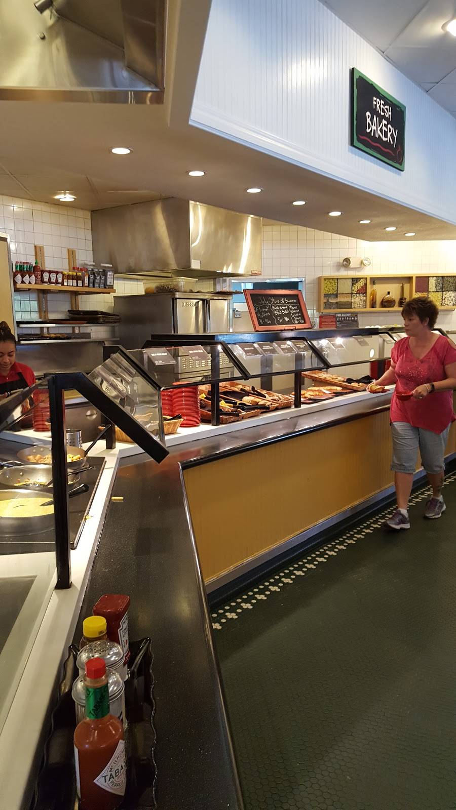 Sweet Tomatoes | meal takeaway | 7736 W Long Dr, Littleton, CO 80123, USA | 3039780455 OR +1 303-978-0455