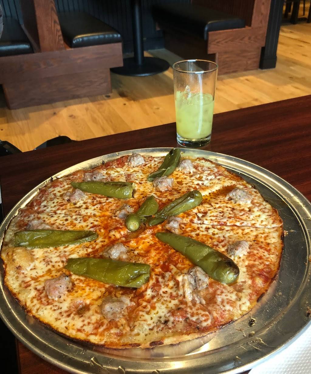 Colony Grill | restaurant | 2800 Clarendon Blvd #850, Arlington, VA 22201, USA | 7036828300 OR +1 703-682-8300